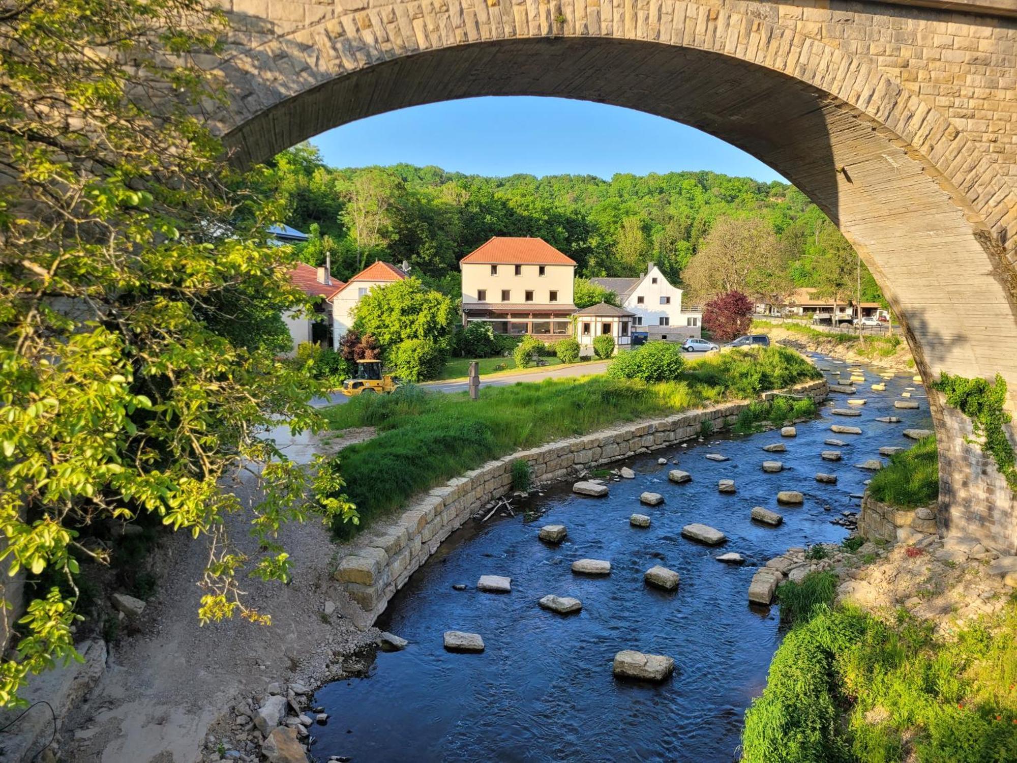 Irreler Muehle Ferienwohnungen Und Ferienhaeuser Luaran gambar